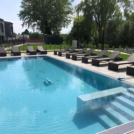 25H Spa-Residenz Best Sleep Privat Garden & Pools Neusiedl am See Ngoại thất bức ảnh