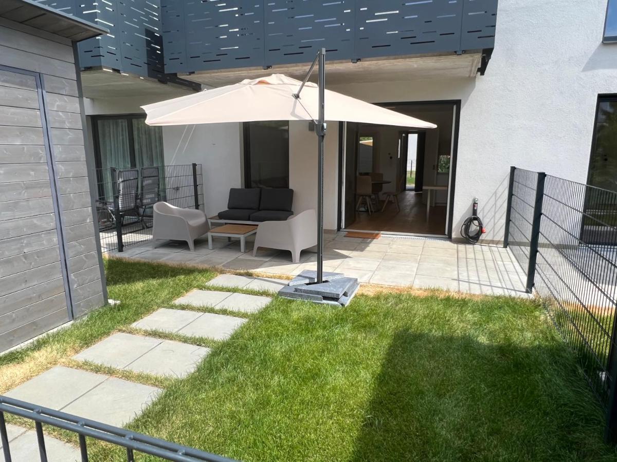 25H Spa-Residenz Best Sleep Privat Garden & Pools Neusiedl am See Ngoại thất bức ảnh