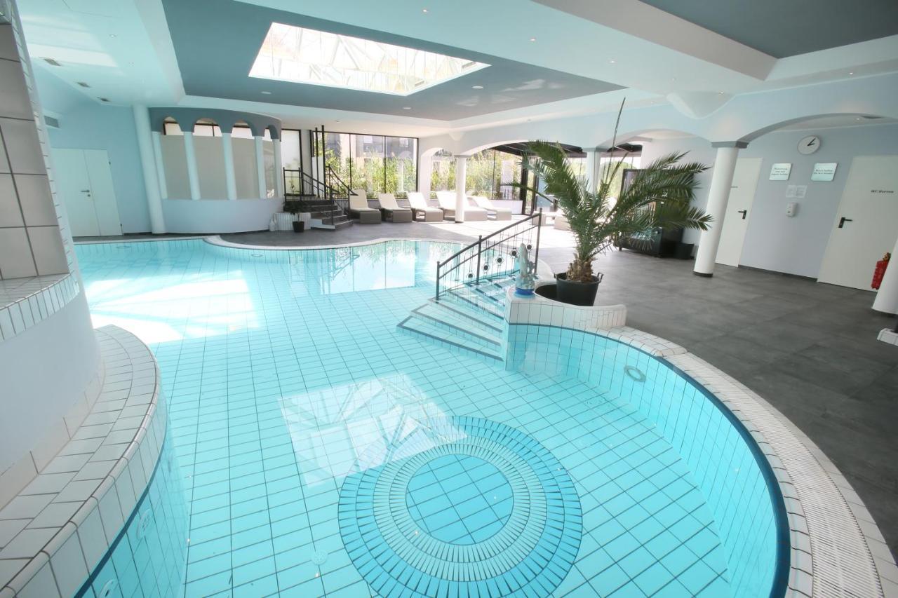25H Spa-Residenz Best Sleep Privat Garden & Pools Neusiedl am See Ngoại thất bức ảnh